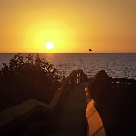 Hilton Grand Vacations Club Regency Marco Island Exterior photo